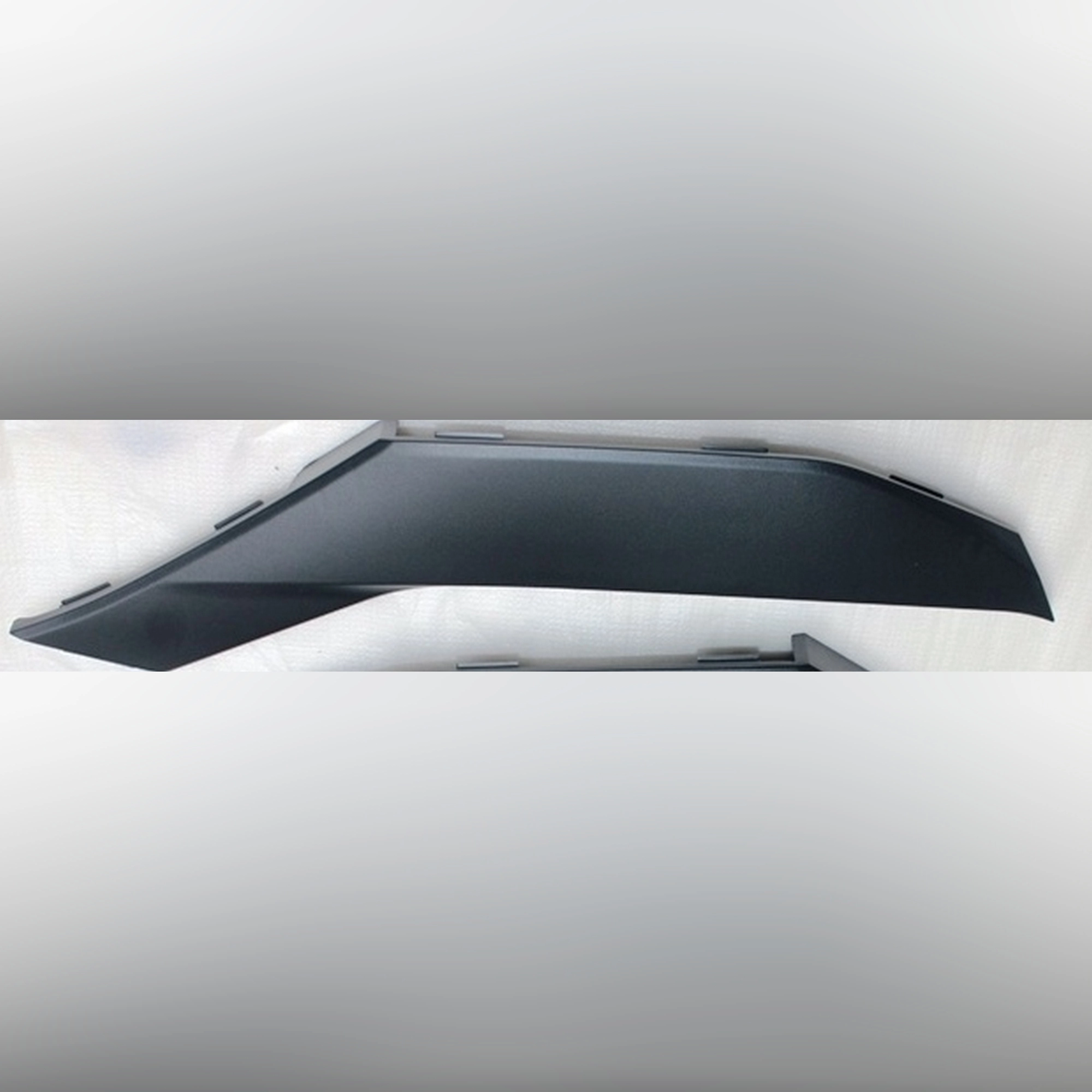 ARORA GT 125 SAĞ KORUMA LEVHASI ALT PLASTİĞİ #GT 125- 055